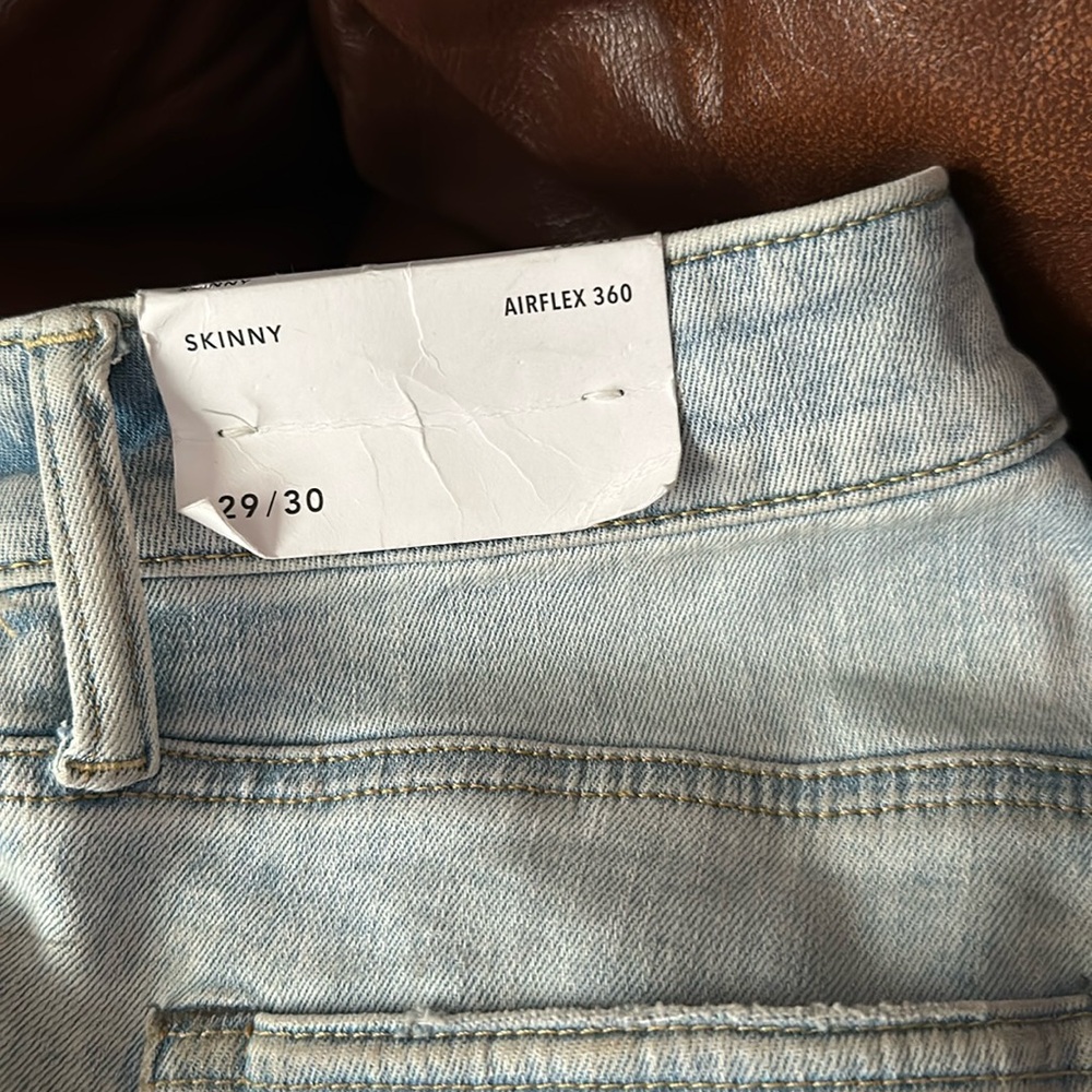 American Eagle skinny jeans